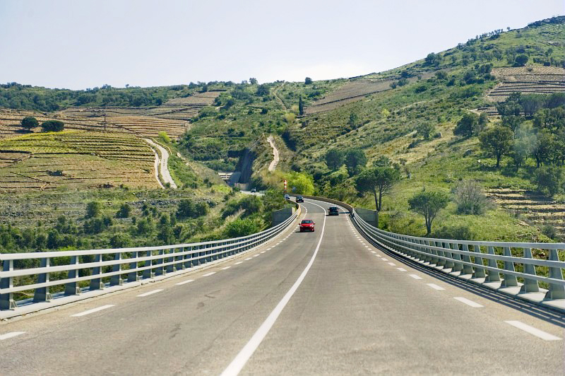 carretera de doble sentido