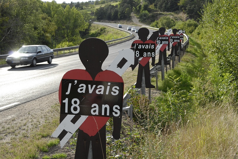 Silhouettes bord de route